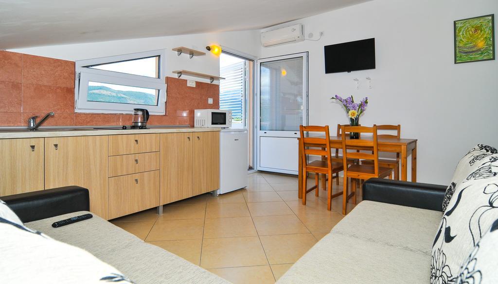 Apartments Novo Mulo 티바트 외부 사진